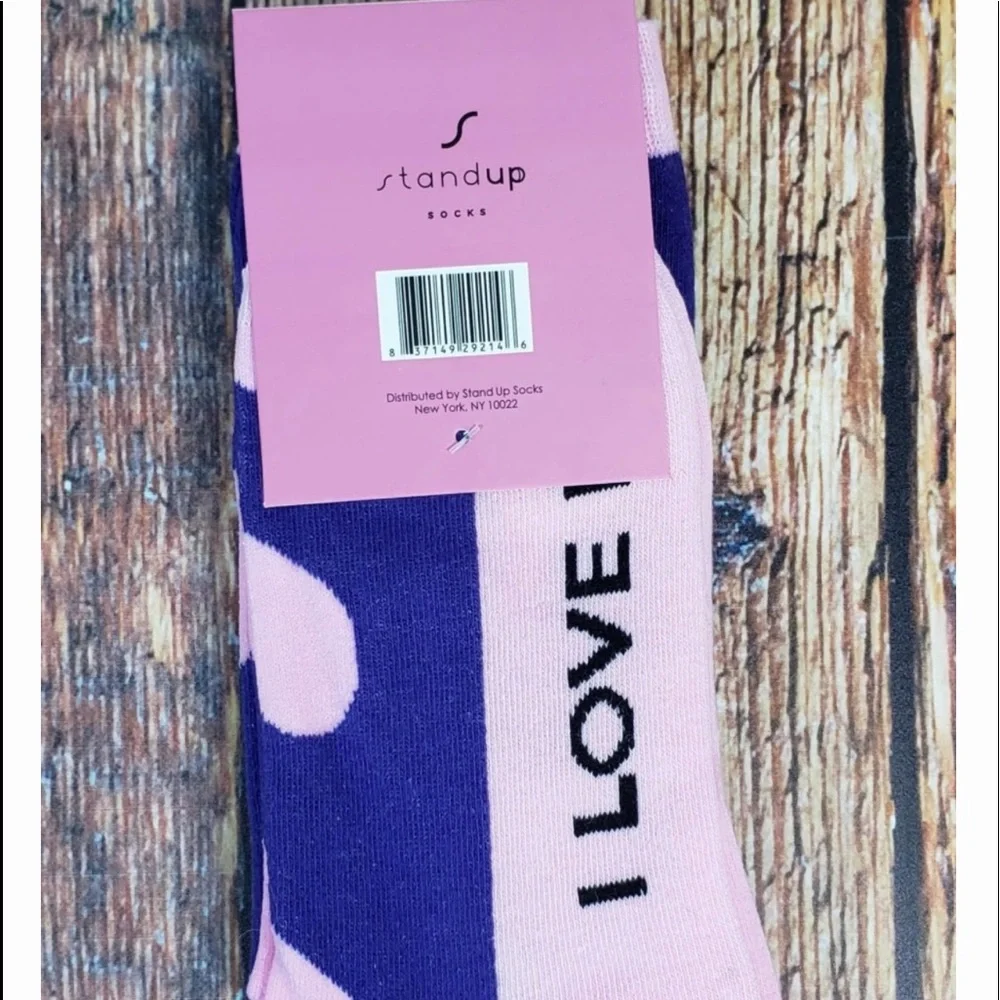 STAND UP SOCKS Purple with Pink Hearts